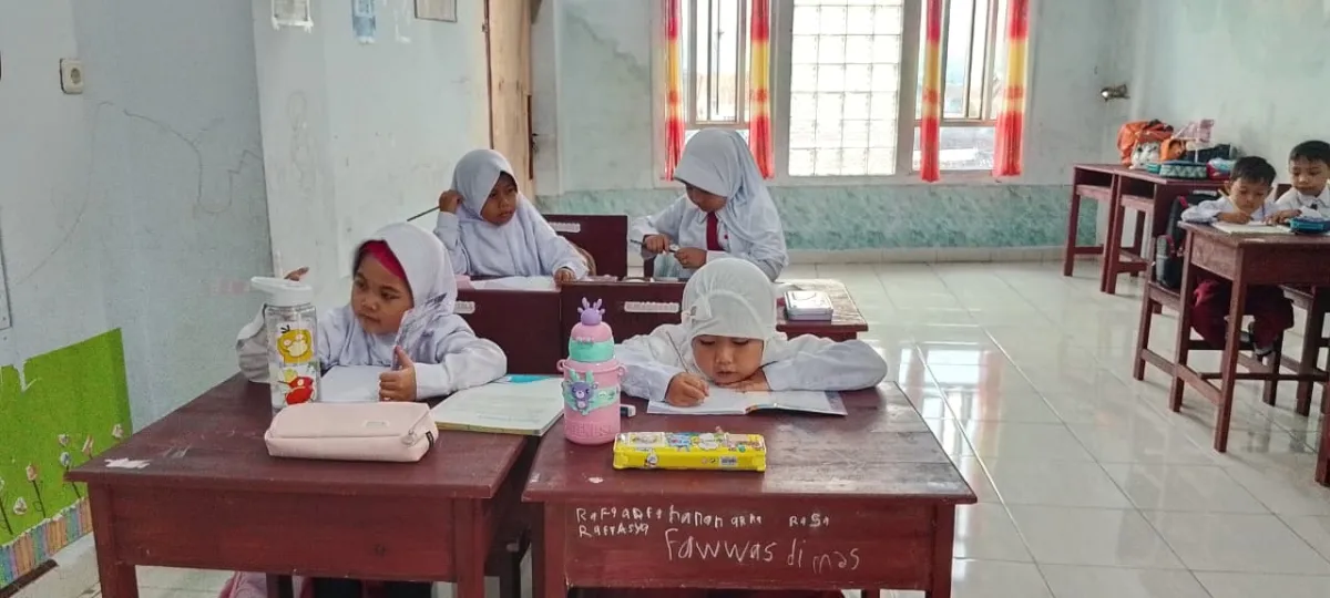 Kegiatan Belajar Mengajar SDIT Darussalam Muaradua